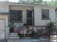 2nd image of 2421 Riverside Pl
