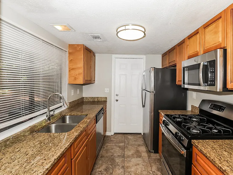 8754 Edenton Way — Photo 8