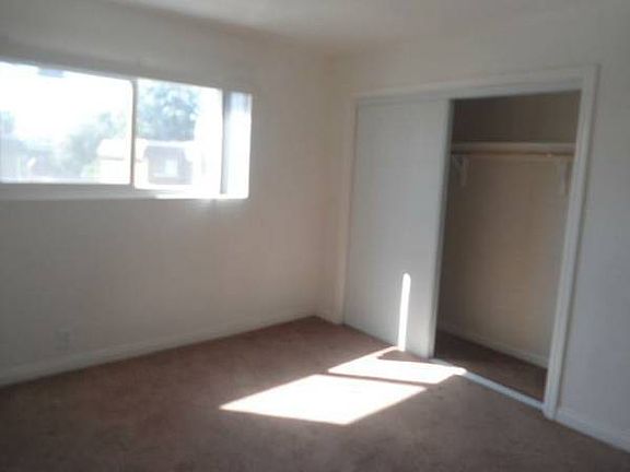 4th image of 2747 Conejo Dr