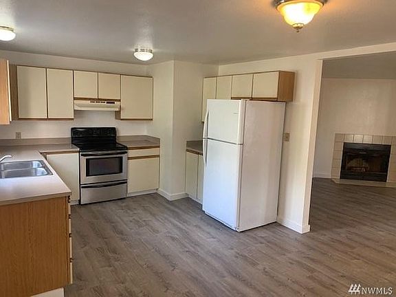2nd image of 3430 Wetmore Ave APT A