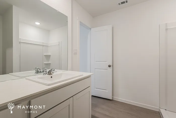 2408 Shady Grv — Photo 13