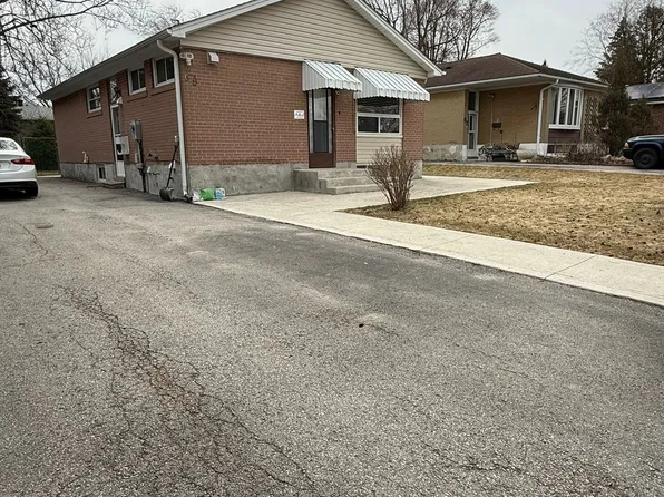 69 Epsom Downs Dr, Brampton, ON L6T 1Y7