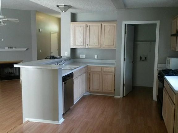 3rd image of 16910 Ardisia Dr