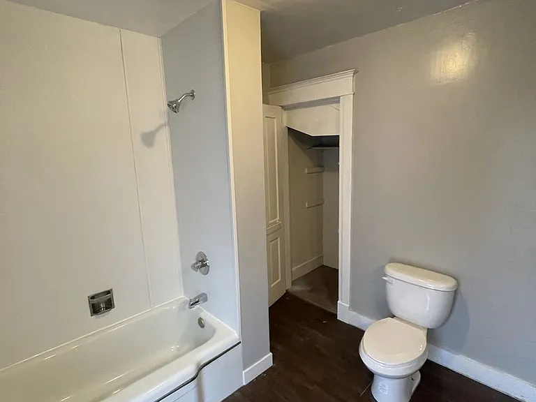 727 South St — Photo 12