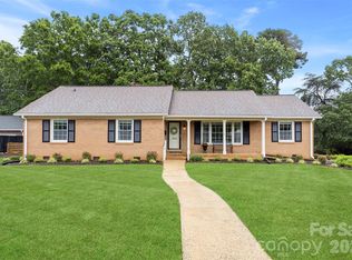 1254 Churchill Dr, Gastonia, NC 28054
