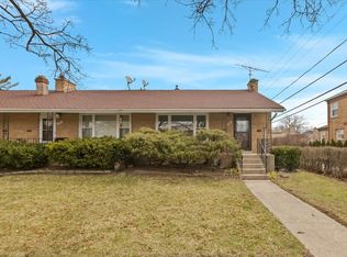 6745 N Saint Louis Ave, Lincolnwood, IL 60712