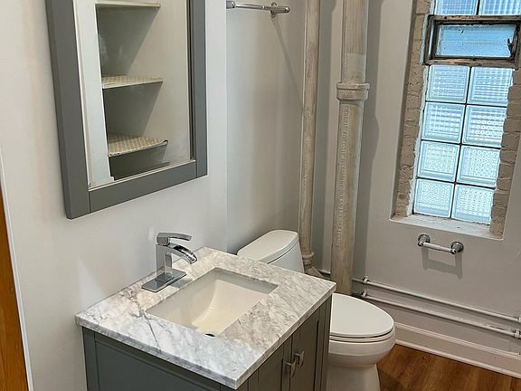 5th image of 1510 N Sedgwick St #2