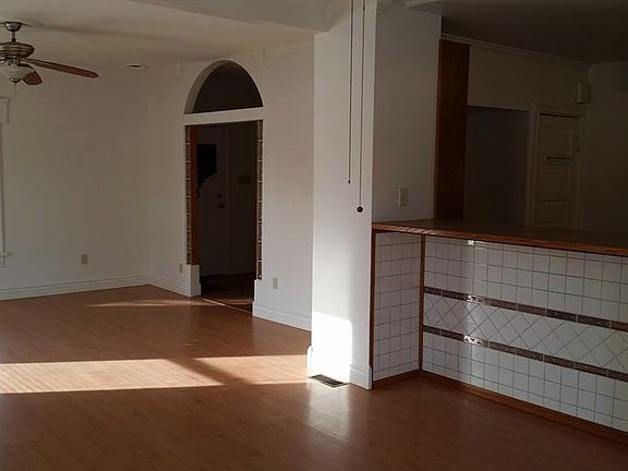 Living Room / Dining Room