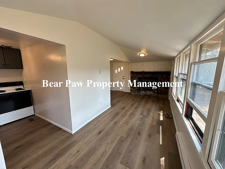 27586 Mountain Park Rd — Photo 6