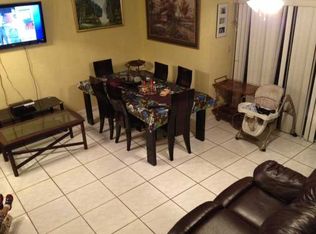 897 Crystal Lake Dr, Pompano Beach, FL 33064