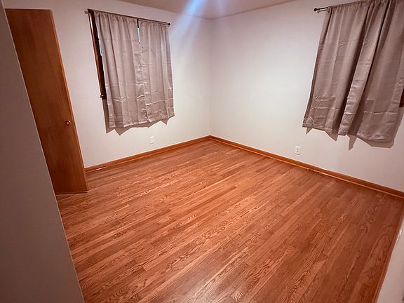 4th image of 126 Peggy Ct