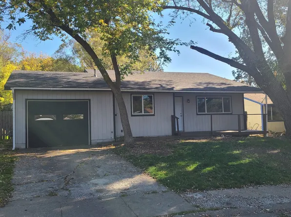 695 N 8th Ave, Elgin, OR 97827