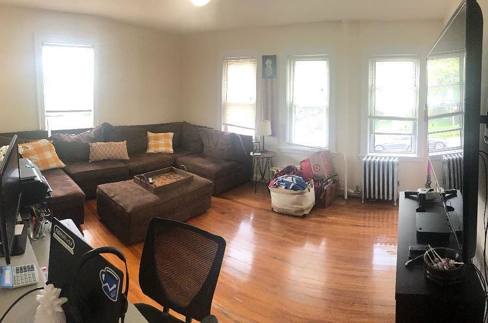 2nd image of 24-02 21st Ave #2PM