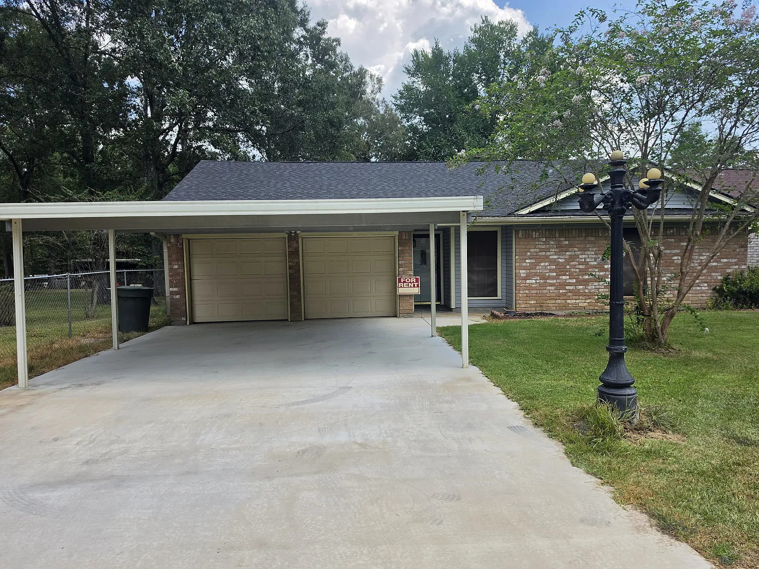 10990 Forest Gln — Photo 1