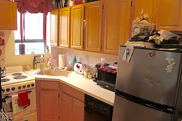 Rented by J Misrahi Realty Corp