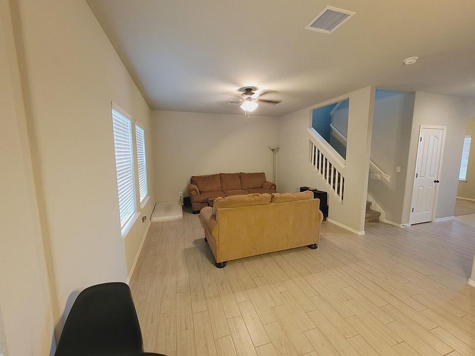 1st image of 7504 Glacier Dr