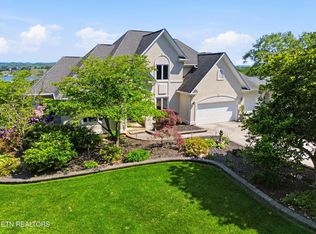 4246 Gravelly Hills Rd, Louisville, TN 37777