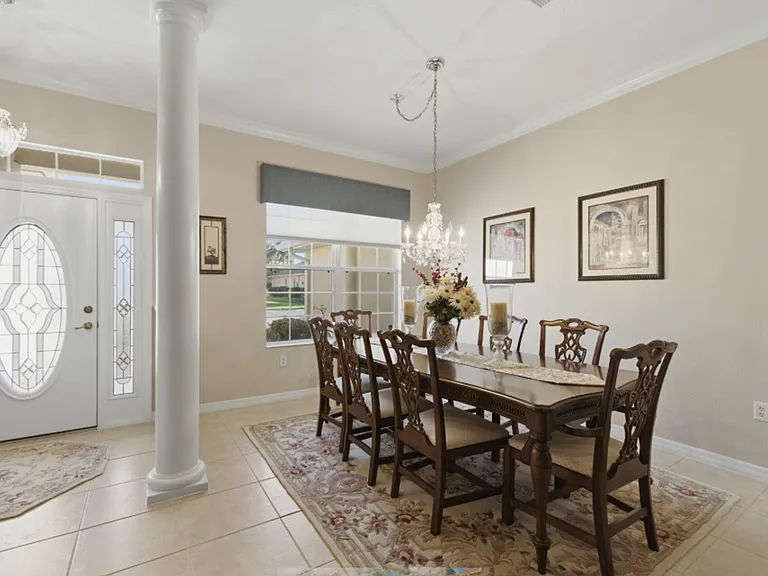8821 SW 82nd Court Rd — Photo 2
