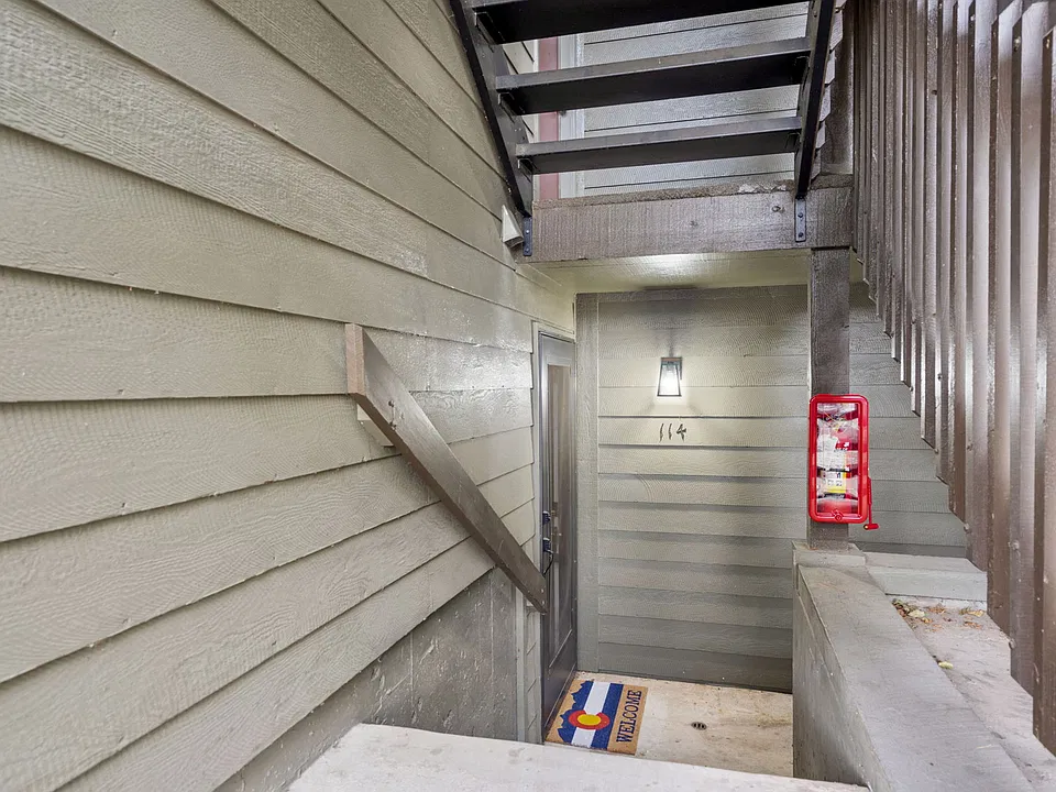 Main Level Entry