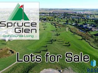 Blk15 Iron Cir LOT 5, Dell Rapids, SD 57022
