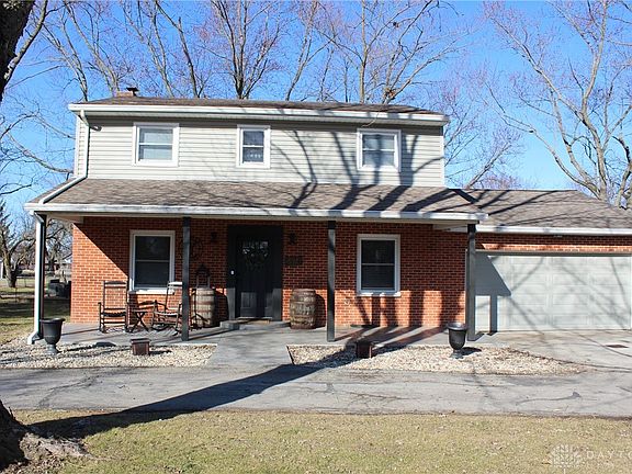 5th image of 5974 Lake Ave