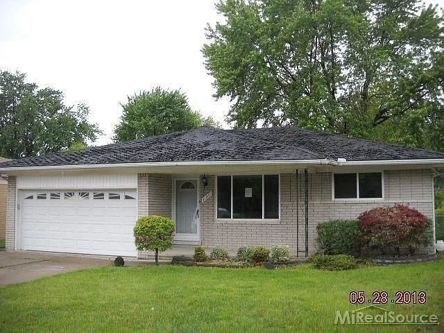 31245 McNamee St photo 1