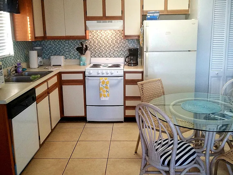 17214 Front Beach Rd #B25 — Photo 24