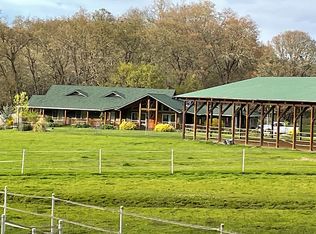 448 Ferry Rd, Grants Pass, OR 97526