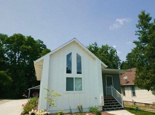 320 S Webster Ave, Green Bay, WI 54301