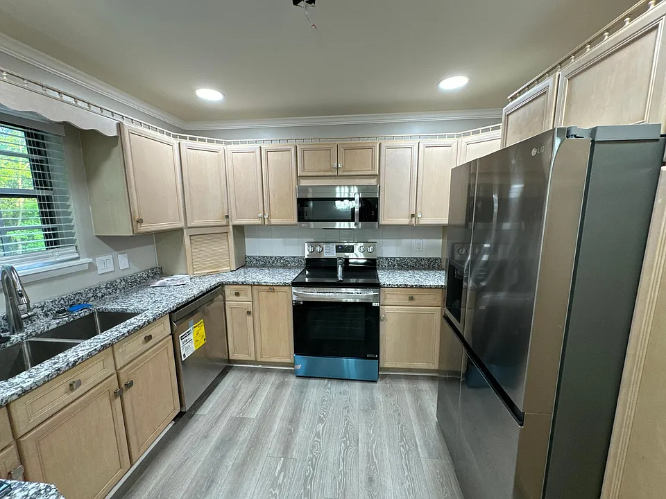 New Stainless Appliances and Granite Countertops