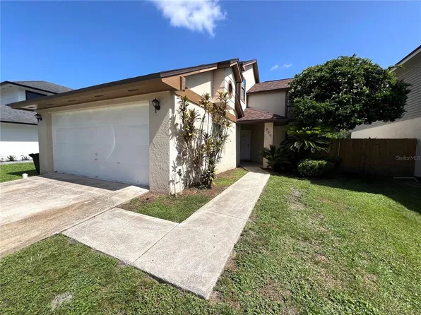 332 Goldstone Pl, Lake Mary, FL 32746