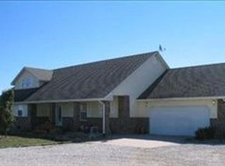 1610 Sky Ranch Cir #CIRCLE, Bolivar, MO 65613