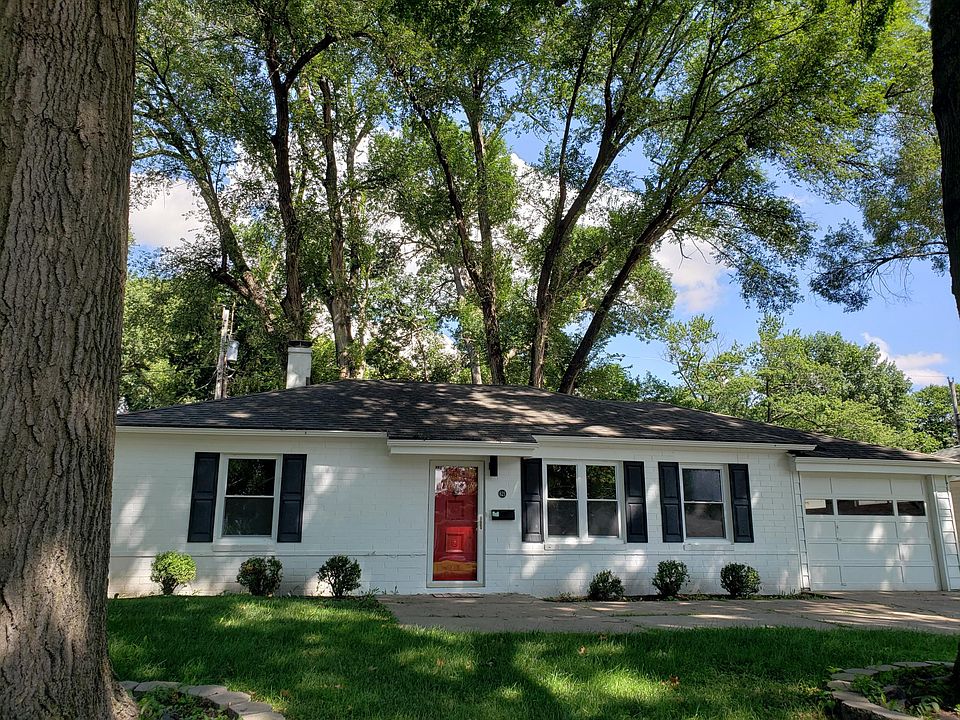 1st image of 621 S 69th St