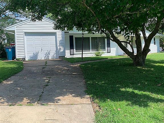 3rd image of 7325 General Sherman Ln