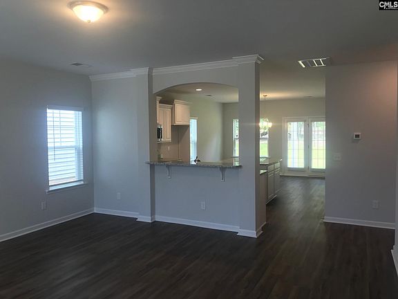 4th image of 1355 Tamarind Ln
