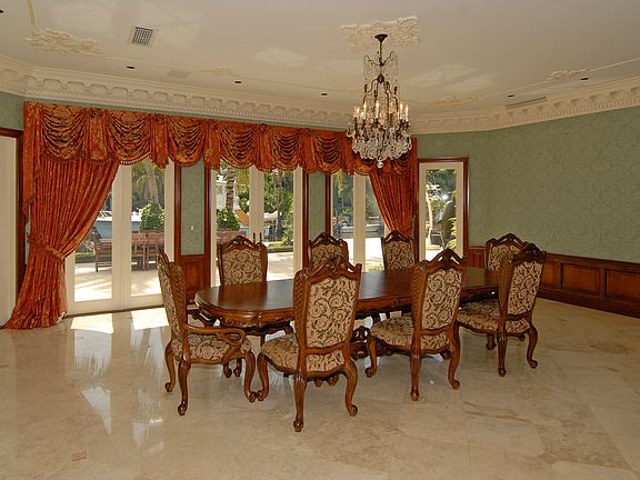 3rd image of 420 San Marco Dr