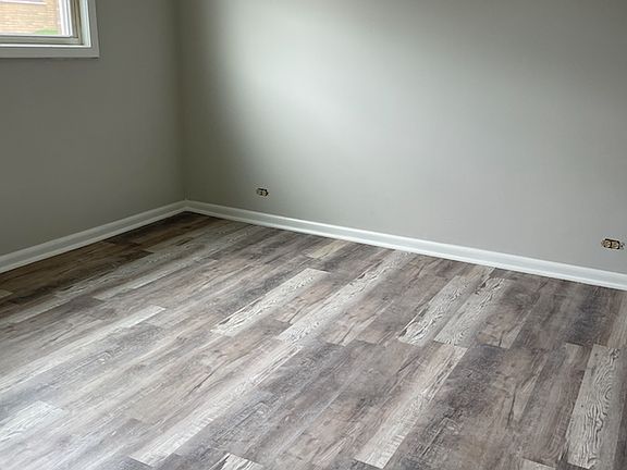 5th image of 2901 S Harlem Ave #5