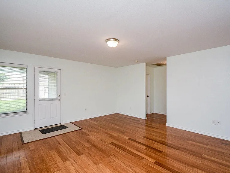15407 Key Crest Ln — Photo 11
