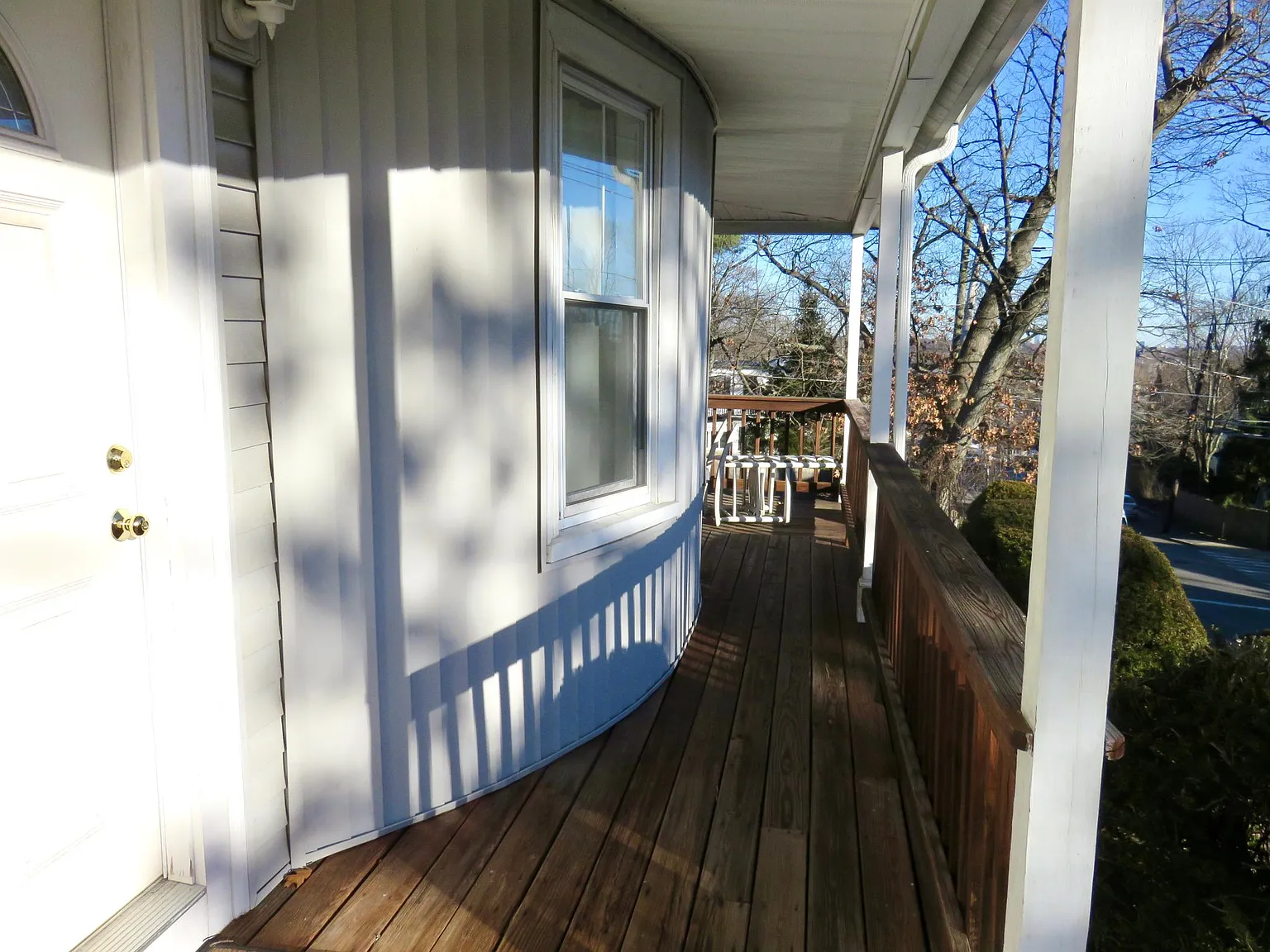 4 bed, 2600 sqft, $3,700 — Photo 2