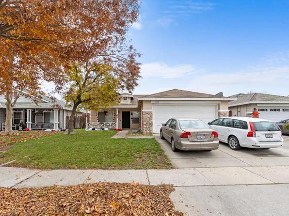 1240 Moonlight Dr, Ceres, CA 95307