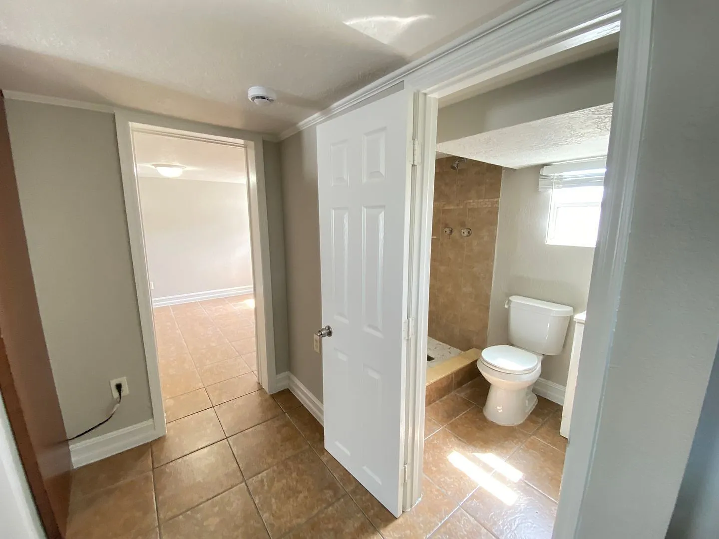 2 bed, 1.0 bath, 650 sqft, $1,165 — Photo 4