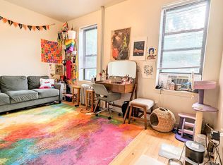 32-60 41st St #Z15, Astoria, NY 11103