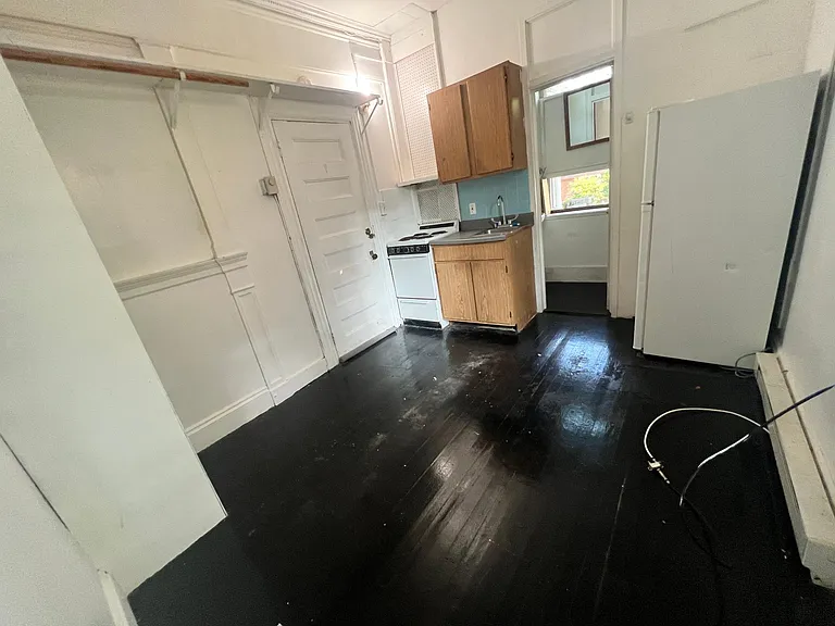 83 Englewood Ave #2A — Photo 8