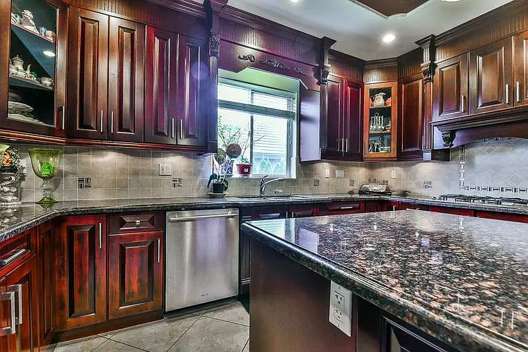 1 bed, 1.0 bath, 400 sqft, $900 — Photo 2