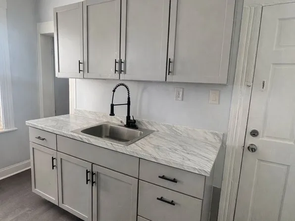 219 Orchard St, Bridgeport, CT 06608