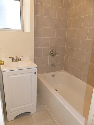 Rented by Immac Realty | media 33