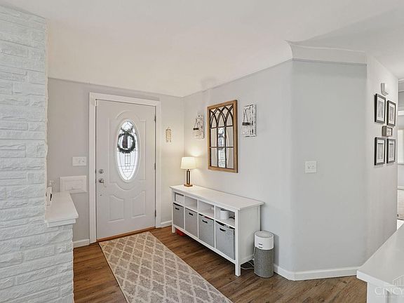 4th image of 3683 Mantell Ave