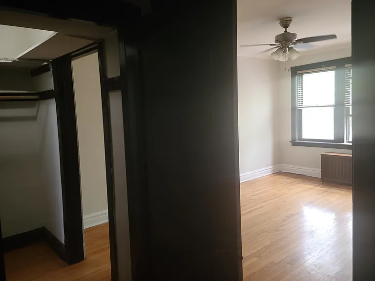 2906 N Seminary Ave #2 — Photo 6