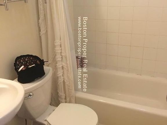 79 Phillips St. #3 Boston - Beacon Hill Unit Photo 7