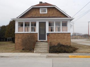 2120 School St, Two Rivers, WI 54241